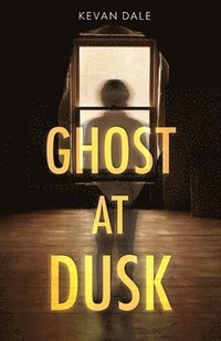 bokomslag Ghost at Dusk