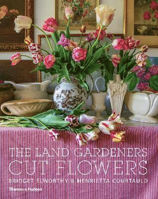 bokomslag The Land Gardeners: Cut Flowers