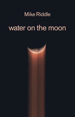 bokomslag water on the moon