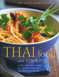 bokomslag Thai Food & Cooking
