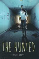 Cavan Scott, Danny Pearson - Hunted, Häftad