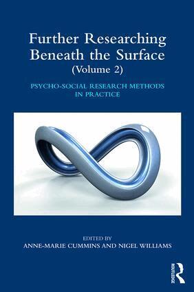 Anne-Marie Cummins, Nigel Williams - Researching Beneath the Surface, Häftad