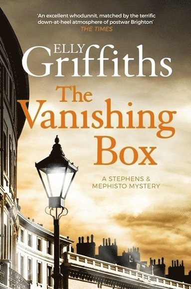 bokomslag The Vanishing Box