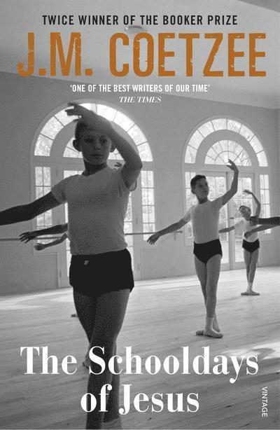 J. M. Coetzee - The Schooldays of Jesus, Häftad