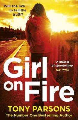 bokomslag Girl On Fire