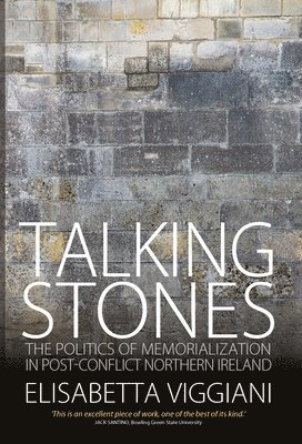 Elisabetta Viggiani - Talking Stones, Häftad