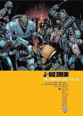 John Wagner, Gordon Rennie, Ian Edginton, Simon Spurrier, Robbie Morrison - Judge Dredd: The Complete Case Files 42, Häftad