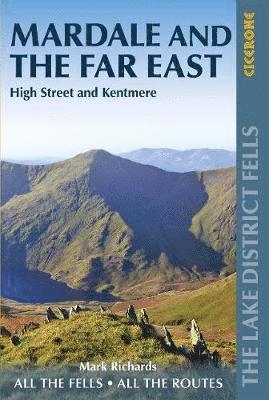 Mark Richards - Walking the Lake District Fells - Mardale and the Far East, Häftad