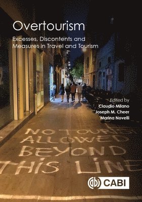 Claudio Milano, Joseph M Cheer, Marina Novelli - Overtourism, Inbunden