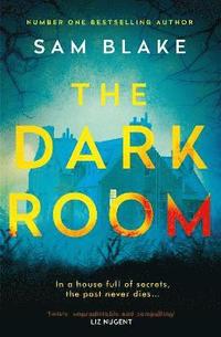 bokomslag Dark Room