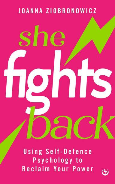 bokomslag She Fights Back