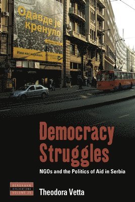 Theodora Vetta - Democracy Struggles, Inbunden