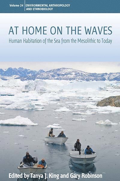 Tanya J. King, Gary Robinson - At Home on the Waves, Inbunden