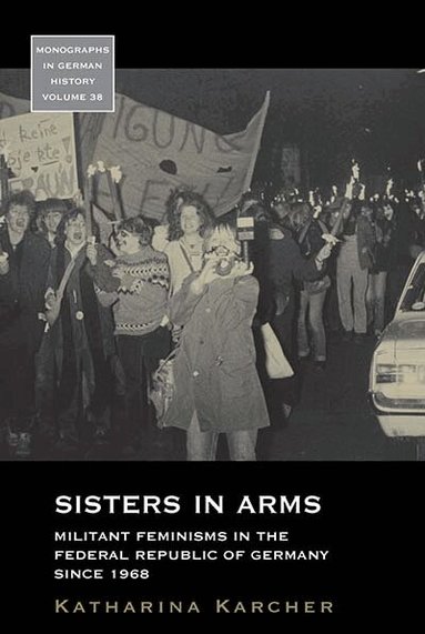 Katharina Karcher - Sisters in Arms, Häftad