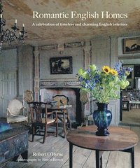 bokomslag Romantic English Homes