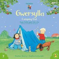 bokomslag Cyfres Cae Berllan: Gwersylla / Camping Out