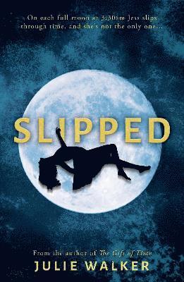 Julie Walker - Slipped, Häftad