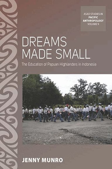 Jenny Munro - Dreams Made Small, Häftad