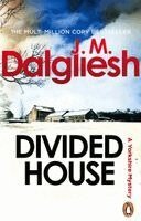 J M Dalgliesh - Divided House, Häftad