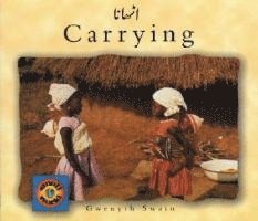 bokomslag Carrying (English-Urdu)