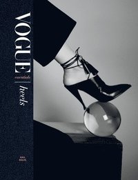 bokomslag Vogue Essentials: Heels