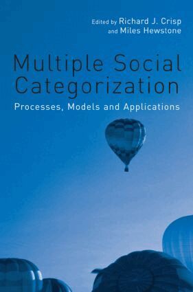 Richard J. Crisp, Miles Hewstone - Multiple Social Categorization, Inbunden