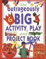 Lucy Painter - Outrageously Big Activity, Play and Project Book, Häftad