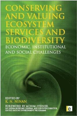 bokomslag Conserving and Valuing Ecosystem Services and Biodiversity