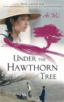 bokomslag Under The Hawthorn Tree