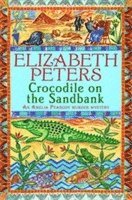 Elizabeth Peters - Crocodile on the Sandbank, Häftad