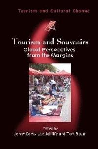 bokomslag Tourism and Souvenirs