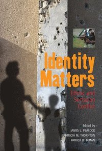 bokomslag Identity Matters