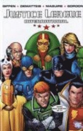 bokomslag Justice League International: v. 1