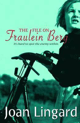 Joan Lingard - File on Fraulein Berg, Häftad