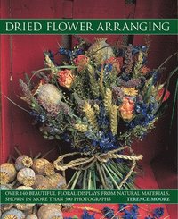 bokomslag Dried Flower Arranging