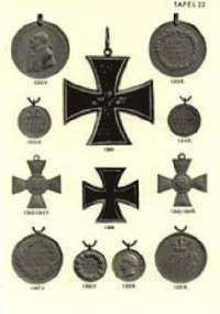 bokomslag HONOURS and AWARDS of the GERMAN STATES. (Die Ehrenzeichen Des Deutschen Reiches)