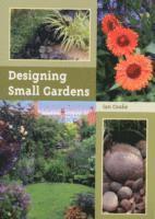 bokomslag Designing Small Gardens