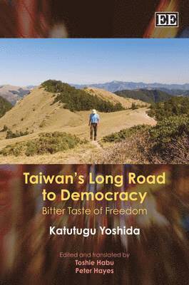 bokomslag Taiwan's Long Road to Democracy