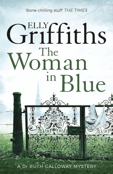 Elly Griffiths - Woman In Blue, Häftad