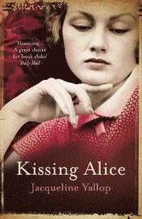 bokomslag Kissing Alice
