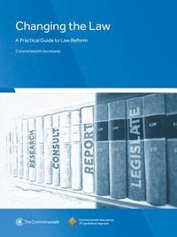 bokomslag Changing the Law