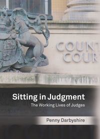bokomslag Sitting in Judgment