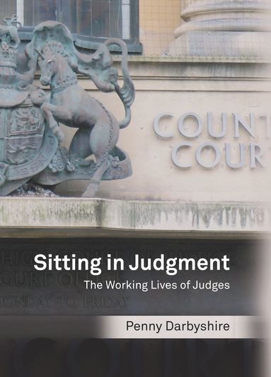 bokomslag Sitting in Judgment