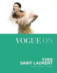 bokomslag Vogue on: Yves Saint Laurent
