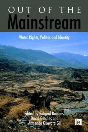 Rutgerd Boelens, David Getches, Armando Guevara-Gil - Out of the Mainstream, Häftad
