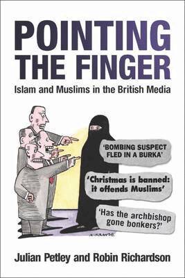 Julian Petley, Robin Richardson - Pointing the Finger, Häftad