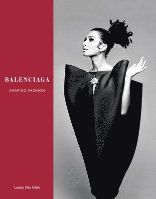 bokomslag Balenciaga