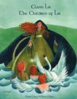 bokomslag The Children of Lir in Irish and English