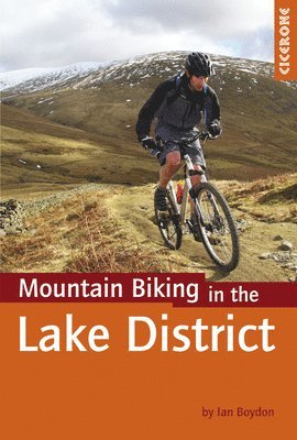 bokomslag Mountain Biking in the Lake District