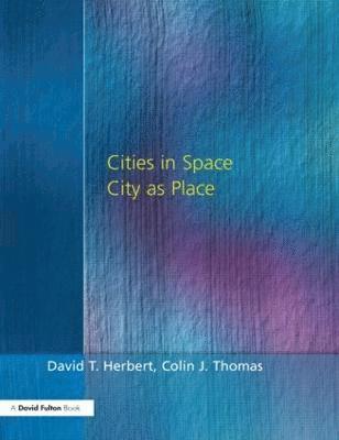 bokomslag Cities In Space